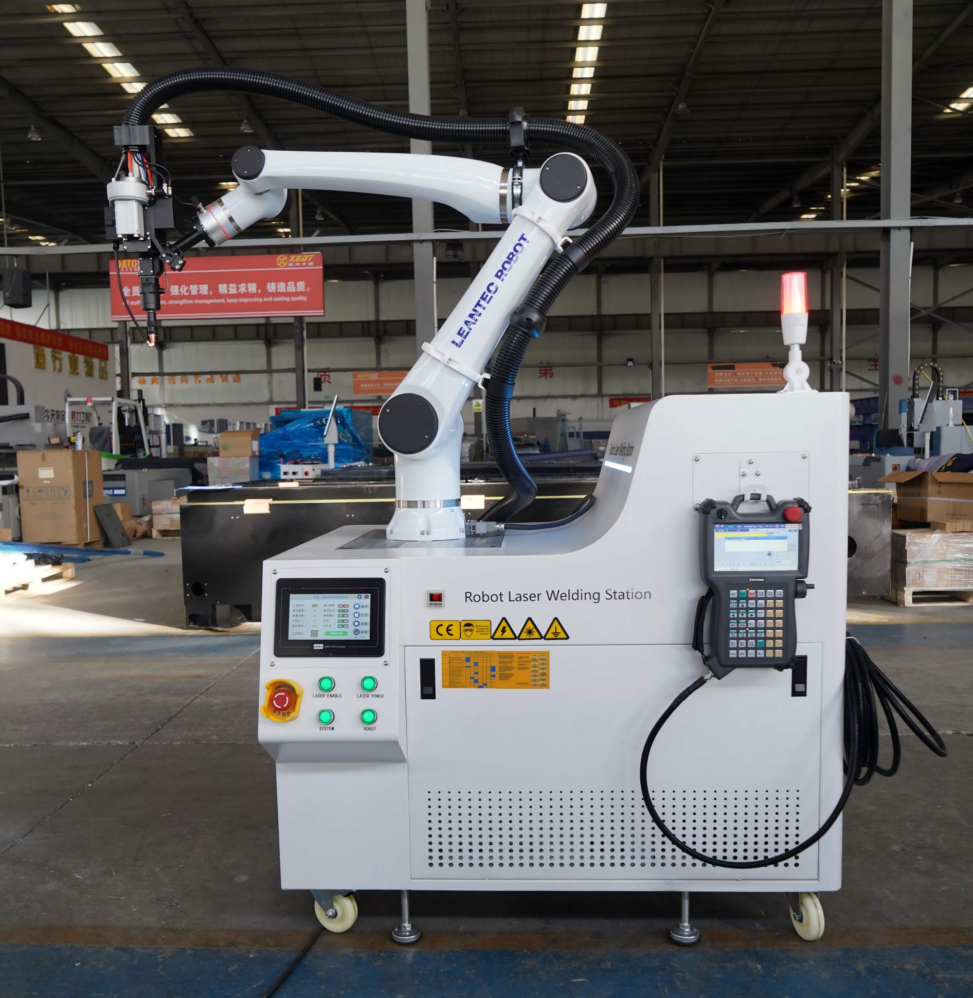 P&eacute;nurie de soudeurs qualifi&eacute;s ? Comment le soudage laser robotique r&eacute;sout ce probl&egrave;me